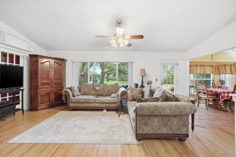 House in New Port Richey, Florida 2 bedrooms, 172.33 sq.m. № 2100871 - photo 21