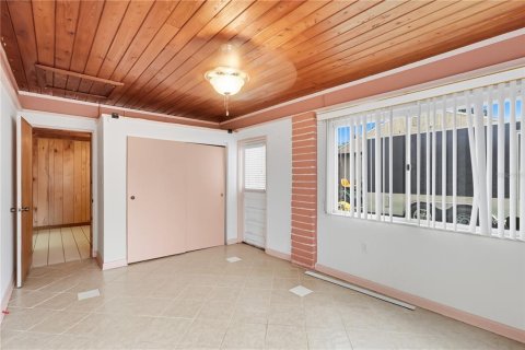 Villa ou maison à vendre à Sarasota, Floride: 4 chambres, 172.43 m2 № 1894845 - photo 16