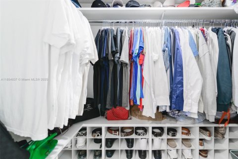 Снять в аренду кондоминиум в Халландейл-Бич, Флорида 1 спальня, 80.82м2, № 1962624 - фото 14