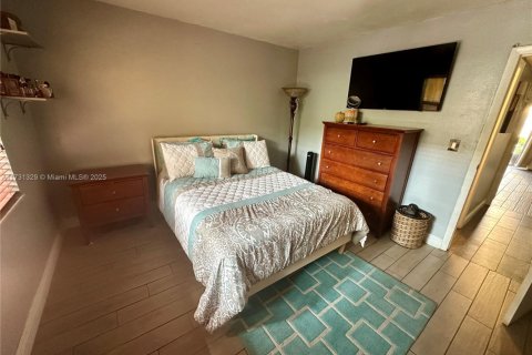 Condominio en venta en Hialeah, Florida, 2 dormitorios, 103.96 m2 № 1668421 - foto 14