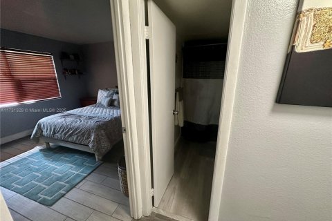 Condominio en venta en Hialeah, Florida, 2 dormitorios, 103.96 m2 № 1668421 - foto 22