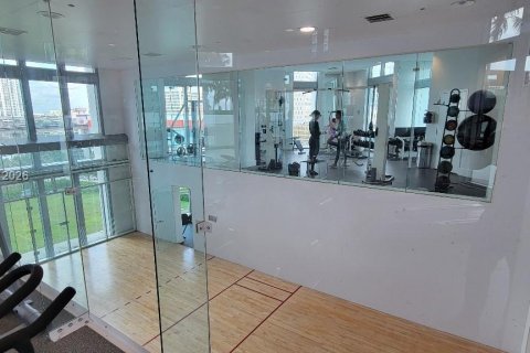 Condominio en alquiler en Miami, Florida, 1 dormitorio, 65.4 m2 № 2011420 - foto 17