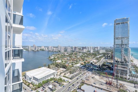 Condo in Sunny Isles Beach, Florida, 3 bedrooms  № 1576799 - photo 7