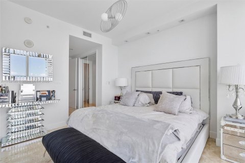 Condo in Sunny Isles Beach, Florida, 3 bedrooms  № 1576799 - photo 21
