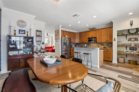 Townhouse in Tampa, Florida 3 bedrooms, 178.93 sq.m. № 2101625 - photo 18