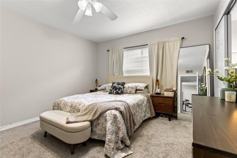 Copropriété à vendre à Tampa, Floride: 2 chambres, 92.34 m2 № 1904318 - photo 15