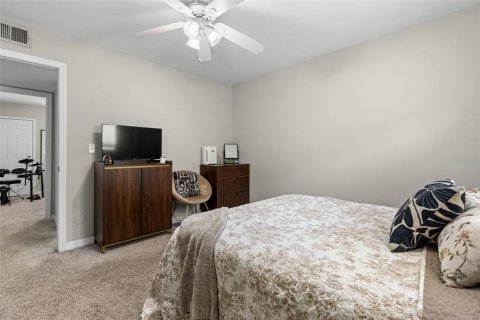 Copropriété à vendre à Tampa, Floride: 2 chambres, 92.34 m2 № 1904318 - photo 18