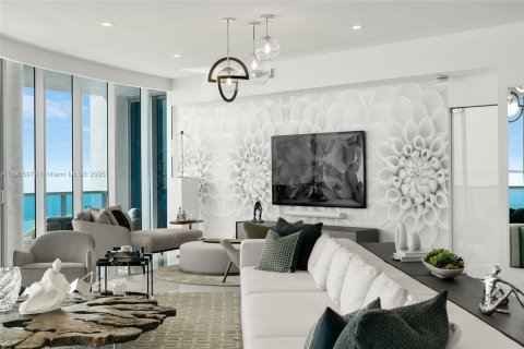Купить кондоминиум в Майами-Бич, Флорида 3 спальни, 274.9м2, № 1963180 - фото 16