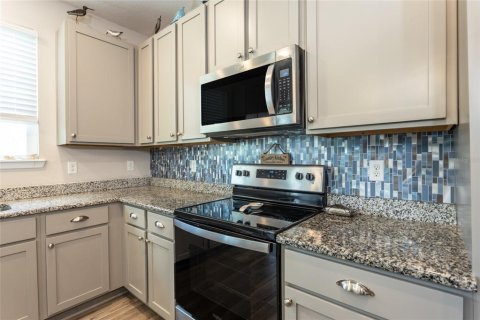 Casa en venta en Palm Coast, Florida, 5 dormitorios, 242.29 m2 № 1795781 - foto 9