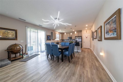 Casa en venta en Palm Coast, Florida, 5 dormitorios, 242.29 m2 № 1795781 - foto 7