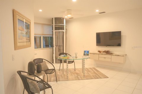 Casa en venta en Longboat Key, Florida, 4 dormitorios, 385.92 m2 № 2216281 - foto 12