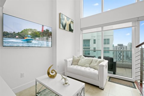 Copropriété à vendre à Miami, Floride: 1 chambre, 91.14 m2 № 1709936 - photo 10