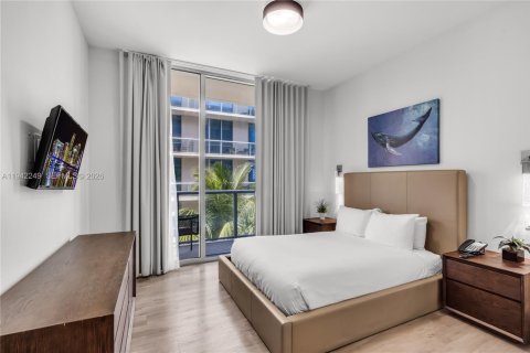 Condominio en venta en Hollywood, Florida, 2 dormitorios, 72.84 m2 № 2000345 - foto 12