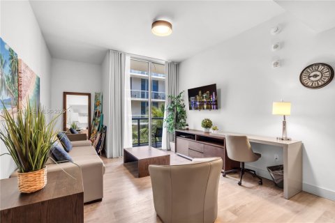 Condominio en venta en Hollywood, Florida, 2 dormitorios, 72.84 m2 № 2000345 - foto 6