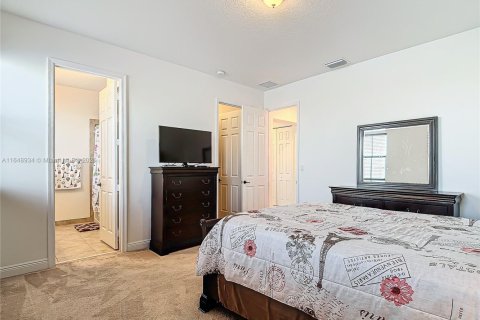 House in Ave Maria, Florida 5 bedrooms, 392.6 sq.m. № 1962114 - photo 30