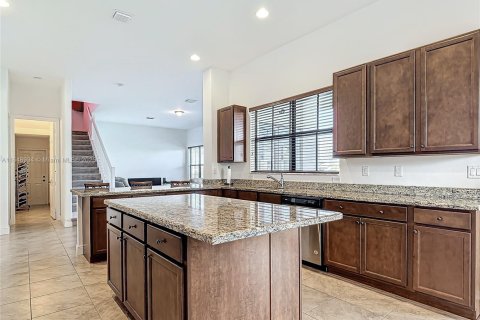 House in Ave Maria, Florida 5 bedrooms, 392.6 sq.m. № 1962114 - photo 21