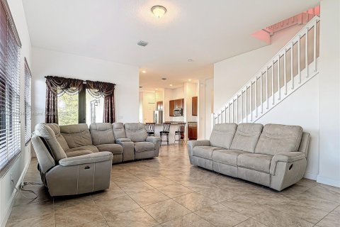 House in Ave Maria, Florida 5 bedrooms, 392.6 sq.m. № 1962114 - photo 26