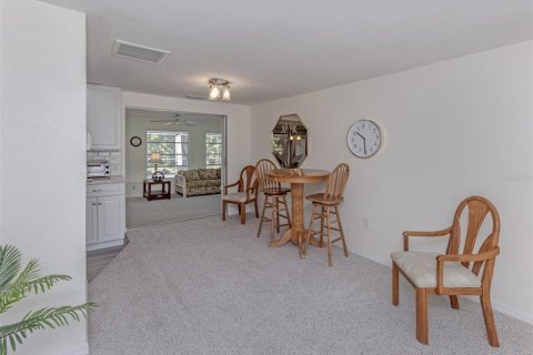 House in Venice, Florida 2 bedrooms, 106.09 sq.m. № 2098524 - photo 21