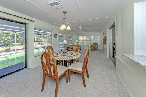 House in Venice, Florida 2 bedrooms, 106.09 sq.m. № 2098524 - photo 10