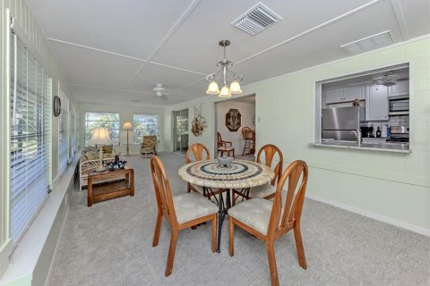 House in Venice, Florida 2 bedrooms, 106.09 sq.m. № 2098524 - photo 13