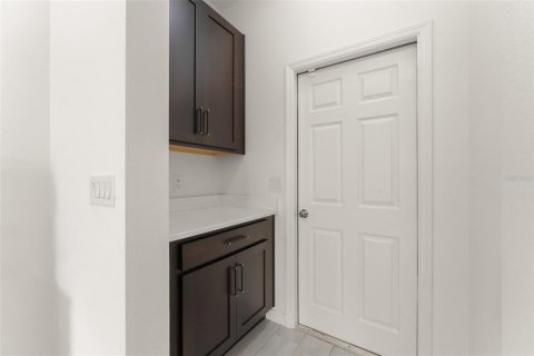Casa en venta en Sanford, Florida, 5 dormitorios, 297.1 m2 № 1899955 - foto 21
