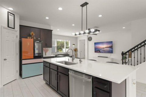 Casa en venta en Sanford, Florida, 5 dormitorios, 297.1 m2 № 1899955 - foto 9