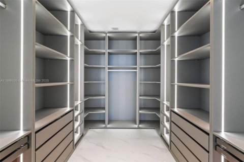 Copropriété à vendre à Miami, Floride: 5 chambres № 1951248 - photo 14