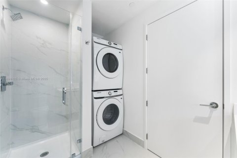 Copropriété à vendre à Miami, Floride: 5 chambres № 1951248 - photo 24