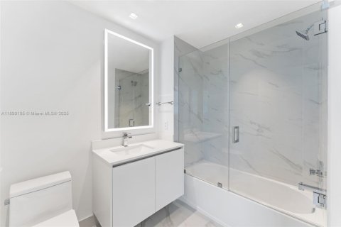 Copropriété à vendre à Miami, Floride: 5 chambres № 1951248 - photo 18