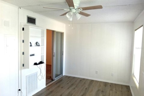 Copropriété à louer à Clearwater, Floride: 2 chambres, 102.19 m2 № 2166566 - photo 12