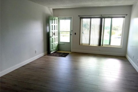 Copropriété à louer à Clearwater, Floride: 2 chambres, 102.19 m2 № 2166566 - photo 4