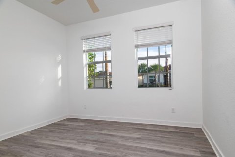 Casa en alquiler en Jensen Beach, Florida, 3 dormitorios, 151.99 m2 № 2077441 - foto 15