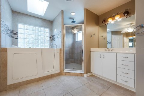 Casa en venta en Port Orange, Florida, 4 dormitorios, 260.68 m2 № 1805634 - foto 20