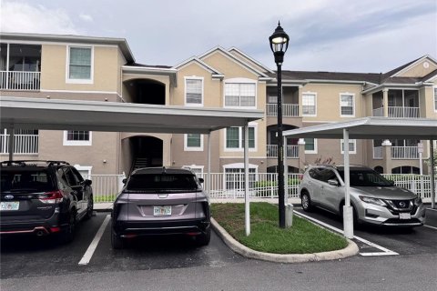 Condo in Altamonte Springs, Florida, 3 bedrooms № 2210804 - photo 2