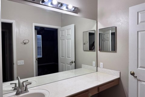 Condo in Altamonte Springs, Florida, 3 bedrooms № 2210804 - photo 15