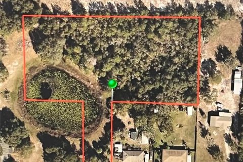Terreno en DeLand, Florida № 2151092