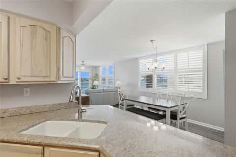Copropriété à louer à Saint Petersburg, Floride: 2 chambres, 108.7 m2 № 2097801 - photo 11