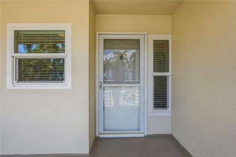 Copropriété à louer à Saint Petersburg, Floride: 2 chambres, 108.7 m2 № 2097801 - photo 2