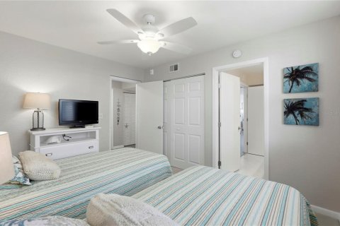 Copropriété à louer à Saint Petersburg, Floride: 2 chambres, 108.7 m2 № 2097801 - photo 25