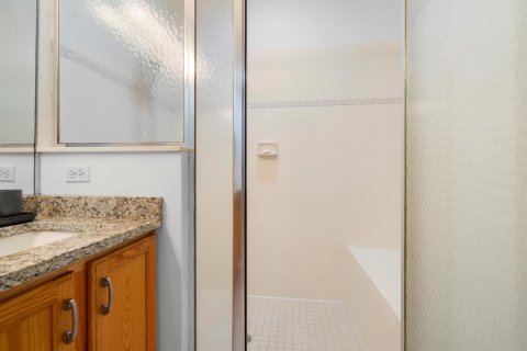 Condominio en venta en Port St. Lucie, Florida, 2 dormitorios, 121.89 m2 № 2190445 - foto 25