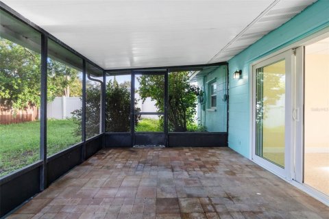 Villa ou maison à vendre à Saint Petersburg, Floride: 3 chambres, 97.73 m2 № 1904320 - photo 30