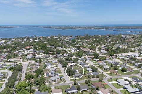 Villa ou maison à vendre à Bradenton, Floride: 2 chambres, 146.97 m2 № 1804960 - photo 2
