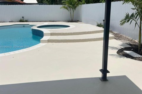 Купить виллу или дом в Майами, Флорида 4 спальни, 162.86м2, № 2043597 - фото 20