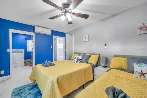 Casa en venta en Clearwater, Florida, 2 dormitorios, 97.92 m2 № 1918533 - foto 7