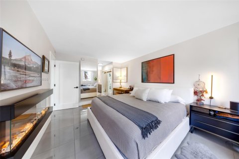 Copropriété à louer à Miami Beach, Floride: 2 chambres, 98.94 m2 № 1964943 - photo 20