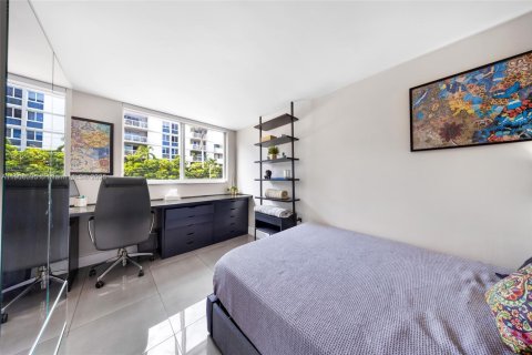 Copropriété à louer à Miami Beach, Floride: 2 chambres, 98.94 m2 № 1964943 - photo 15