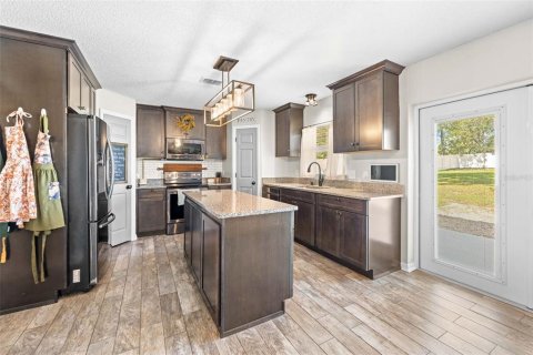 Villa ou maison à vendre à Weeki Wachee, Floride: 5 chambres, 206.43 m2 № 2389165 - photo 14