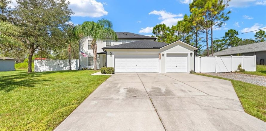 Villa ou maison à Weeki Wachee, Floride 5 chambres, 206.43 m2 № 2389165