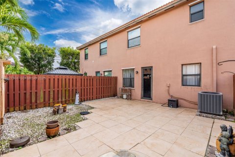 Adosado en venta en Miami, Florida, 3 dormitorios, 154.78 m2 № 1986113 - foto 27