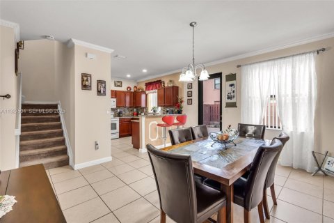 Adosado en venta en Miami, Florida, 3 dormitorios, 154.78 m2 № 1986113 - foto 7